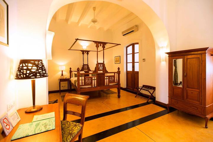 Room 10 of 59