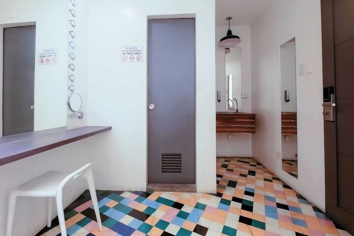 Room 22 of 30