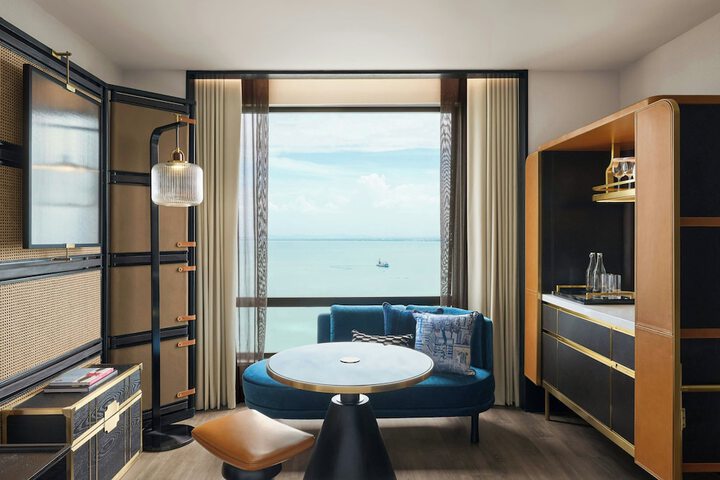 Room 21 of 72