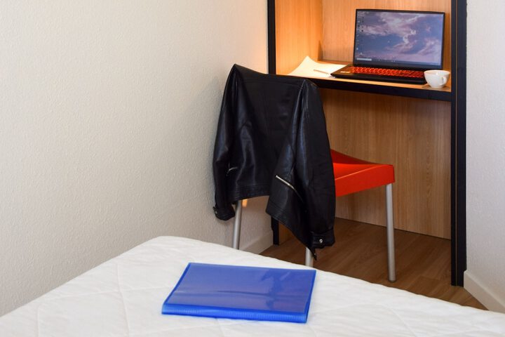 Room 4 of 29