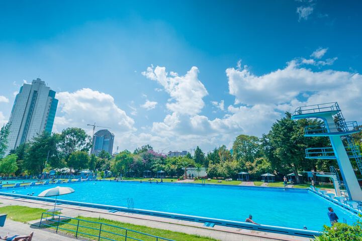 Hotel with Pool