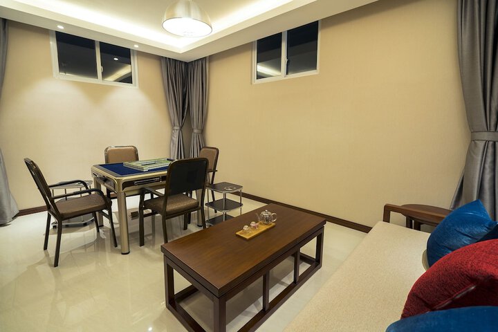 Room 20 of 29