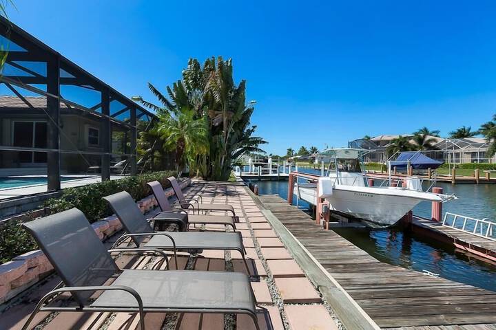 Sundeck 13 of 17