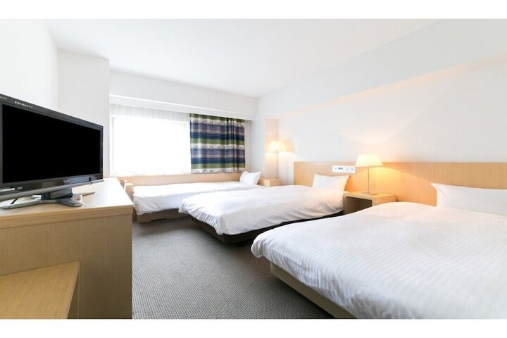 Room 19 of 32