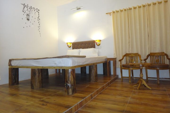 Room 9 of 53