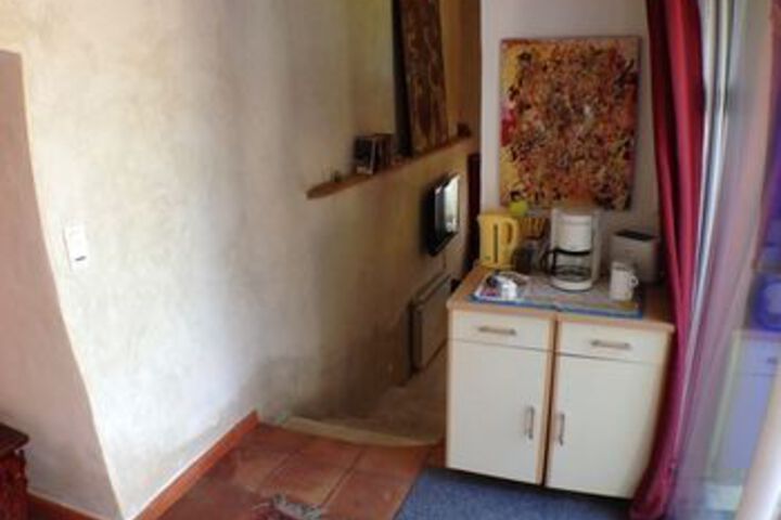 Room 42 of 74