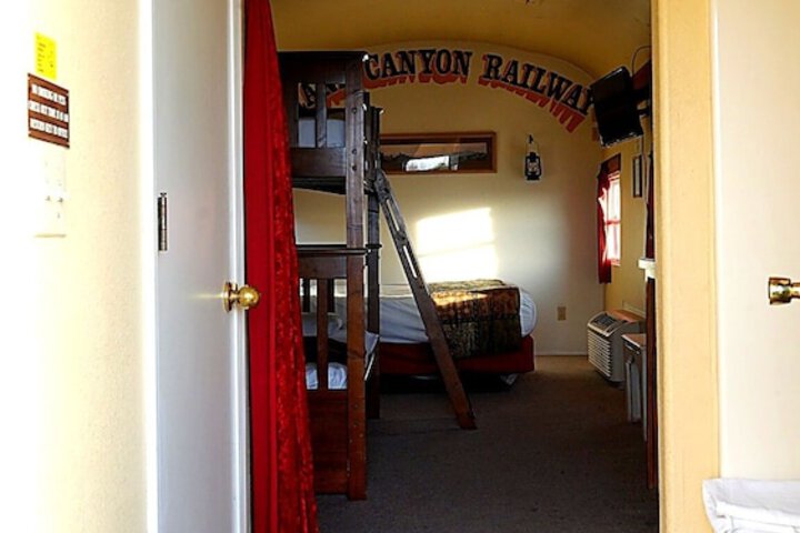 Room 8 of 69