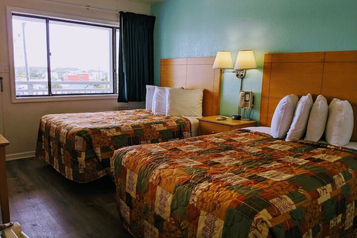 Room 5 of 34