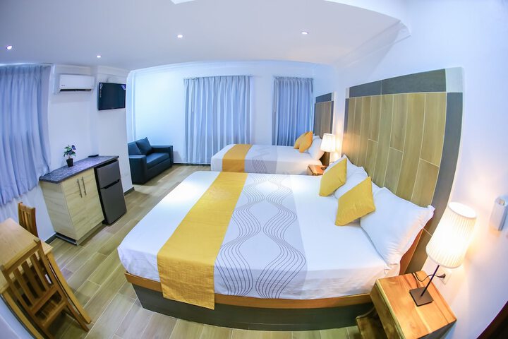 Room 12 of 37