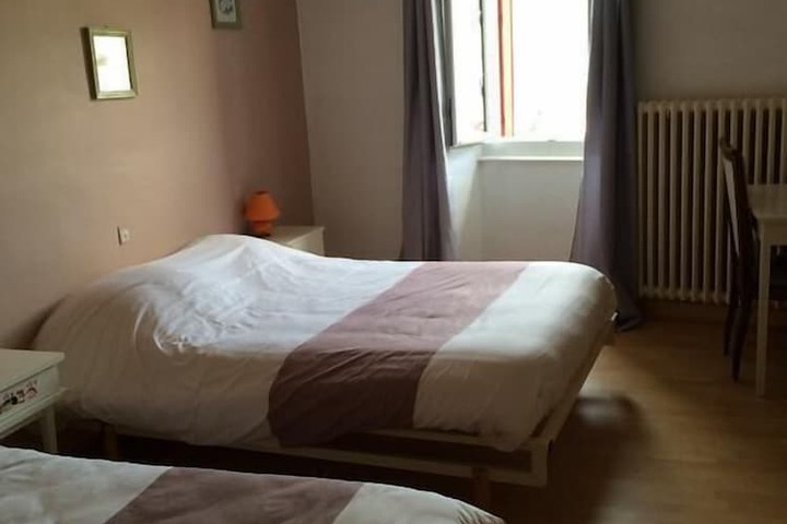 Room 4 of 15