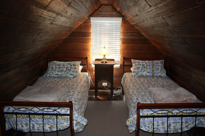 Room 10 of 56