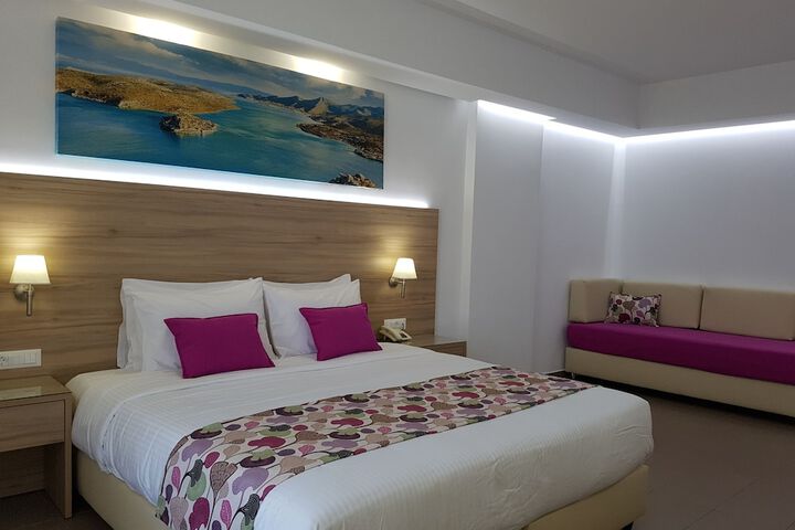Room 9 of 51