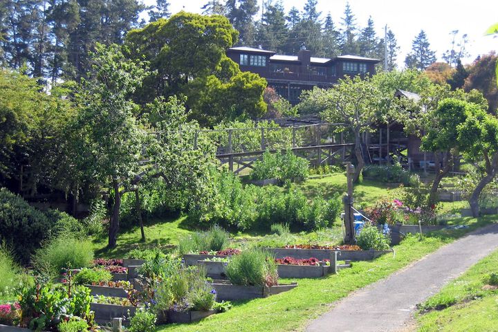 Property Grounds 64 of 87