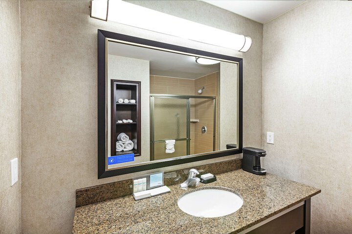 Bathroom shower