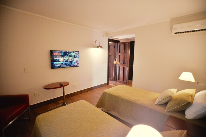 Room 9 of 45
