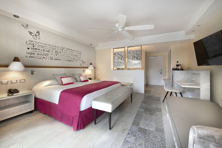 Room 10 of 81