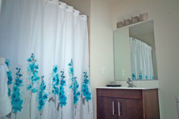 Room 15 of 246