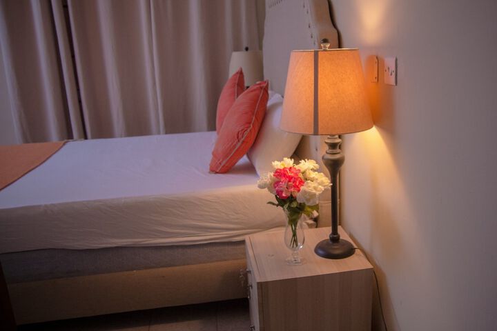 Room 17 of 60