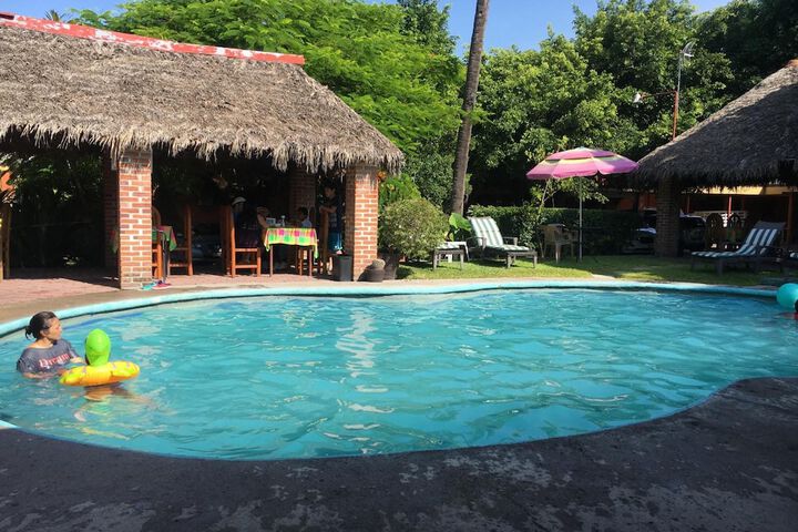 Pool 33 of 53