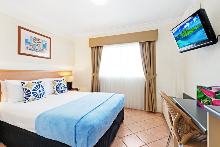 Room 15 of 105