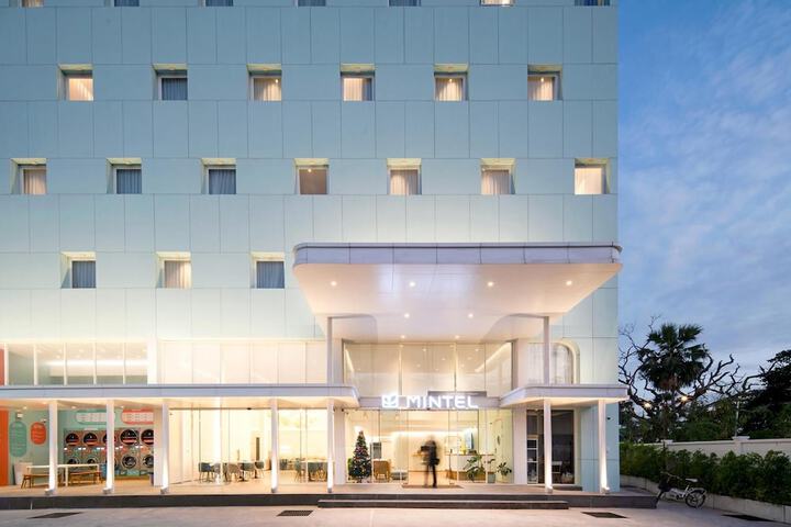 Hotel 37 of 41