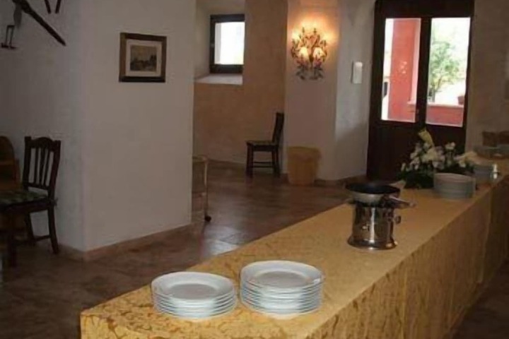 Breakfast/Coffee Service 34 of 47
