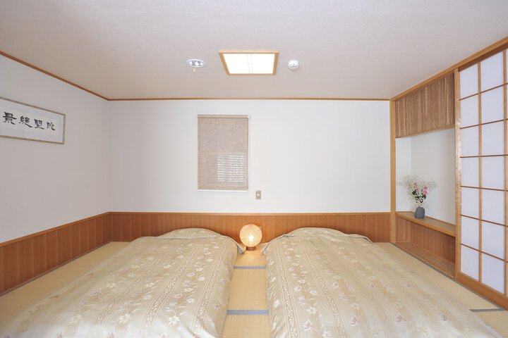 Room 21 of 86