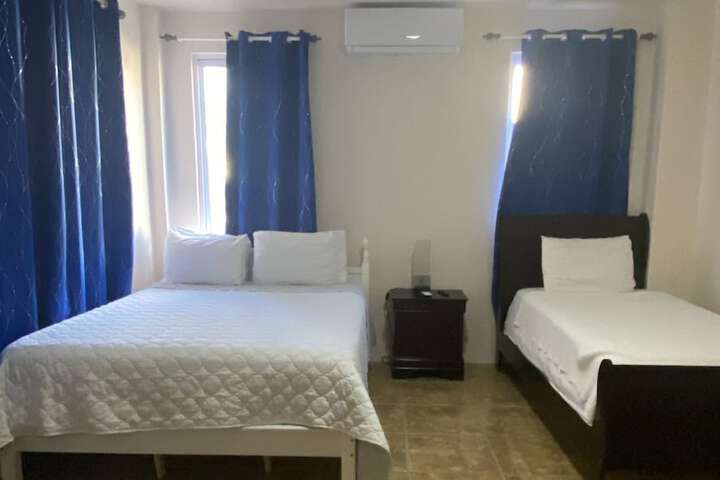Room 13 of 107