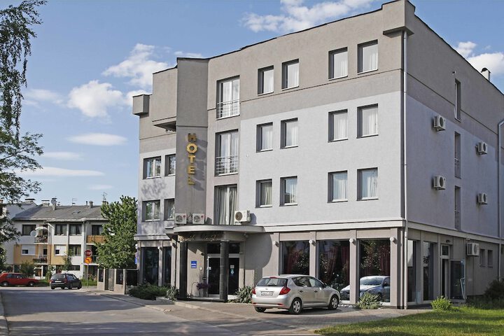 Hotel 46 of 49