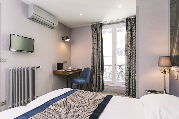 Room 44 of 92