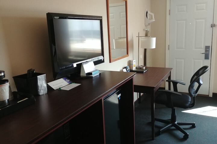 Room 19 of 35
