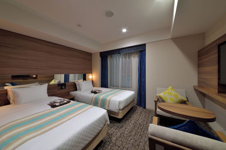 Room 9 of 47