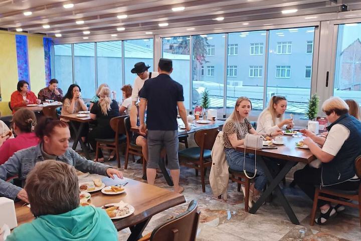 Dining 119 of 121