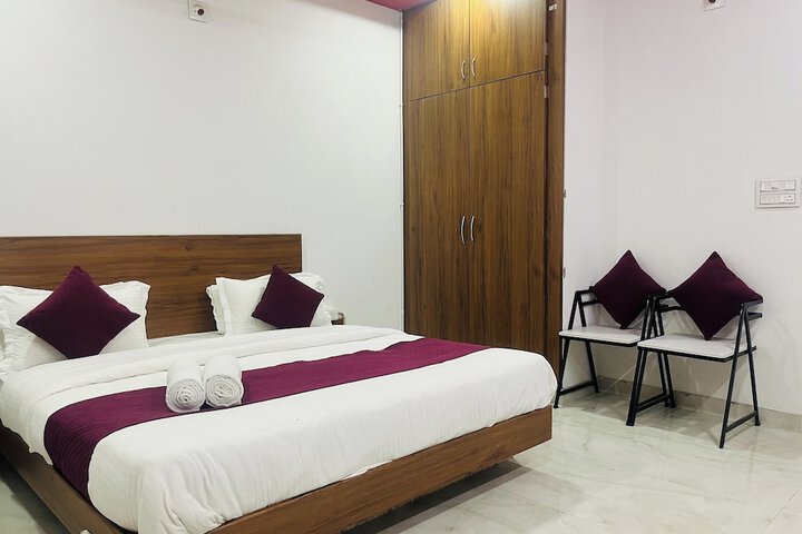 Room 19 of 25