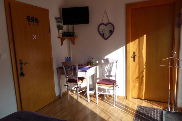 Room 7 of 38