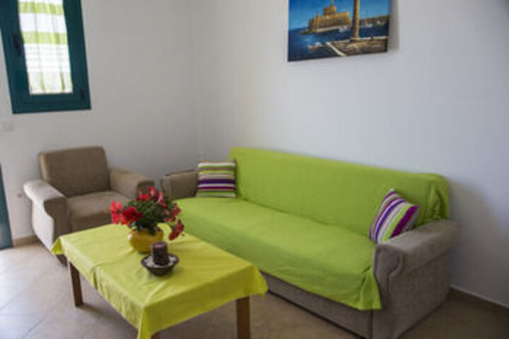 Room 16 of 28