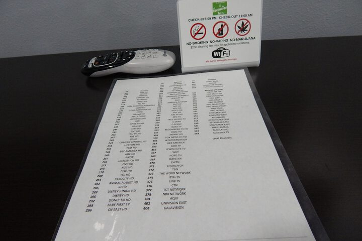 Room 13 of 27