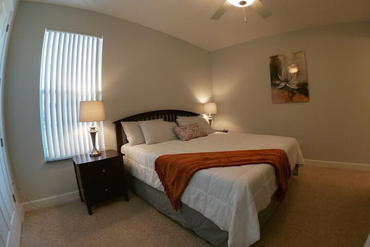 Room 3 of 62