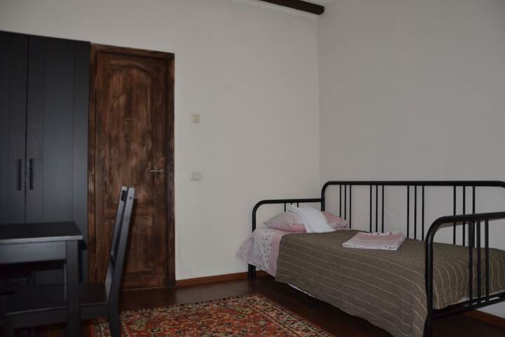 Room 2 of 15