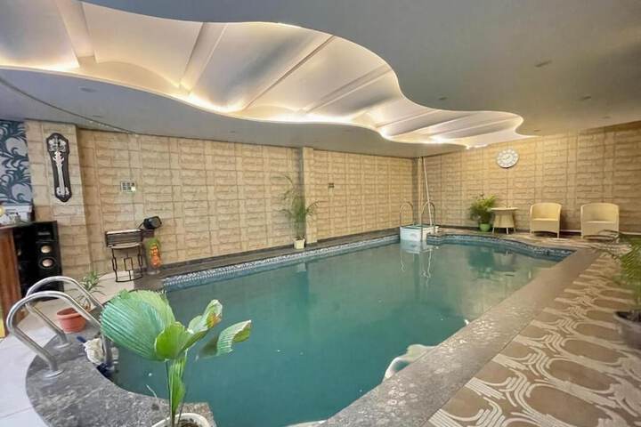 Pool 38 of 43
