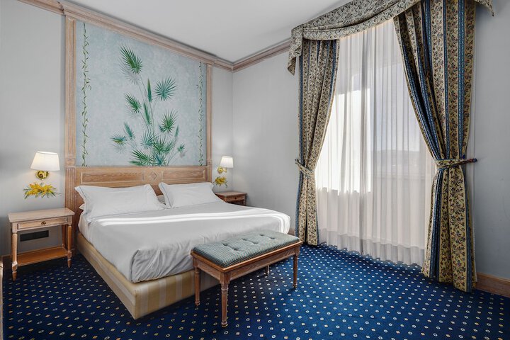 Room 17 of 62