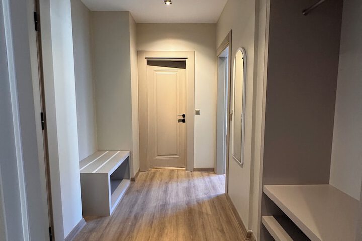 Room 121 of 137