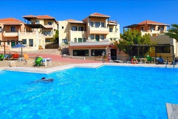 Hotel Pool