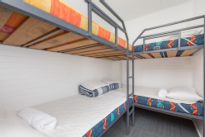 Room 643 of 876