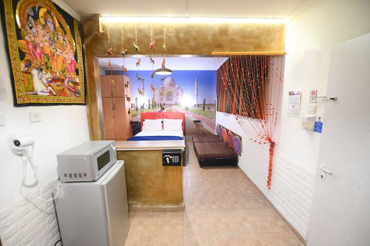 Room 22 of 73