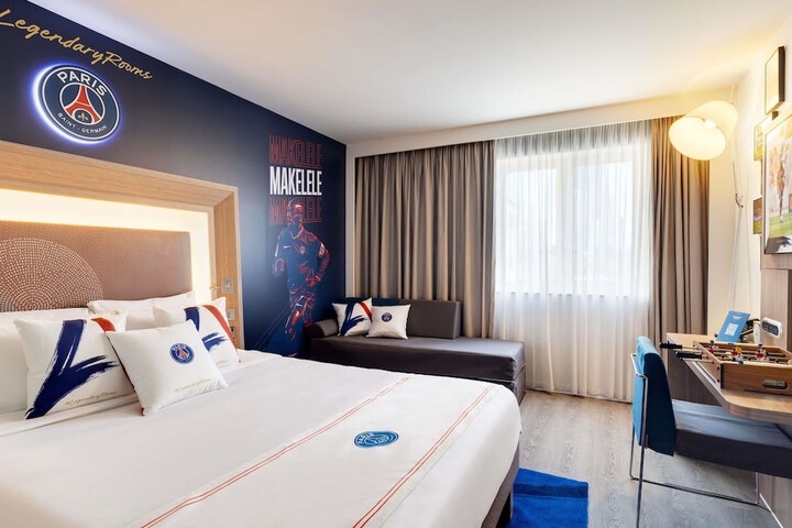 Room 21 of 93