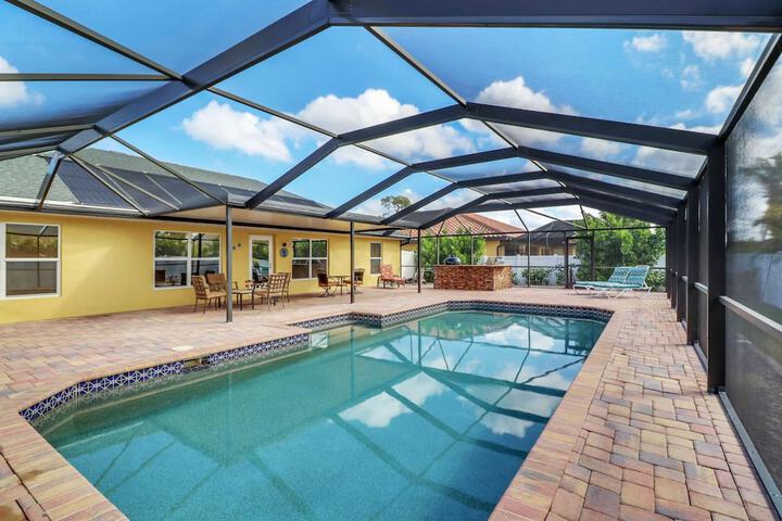 Pool 18 of 25