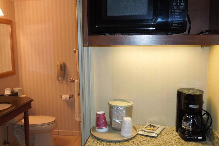Room 10 of 35