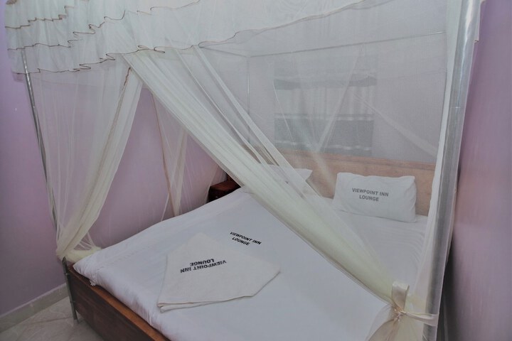 Room 3 of 25