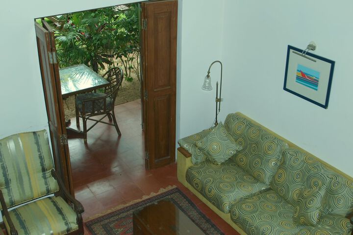 Room 53 of 162